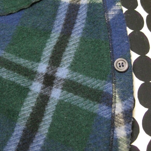 Vintage Woman's Jimmy Hourihan Blue Green Plaid Wool Cape Made in Ireland - Picture 6 of 11